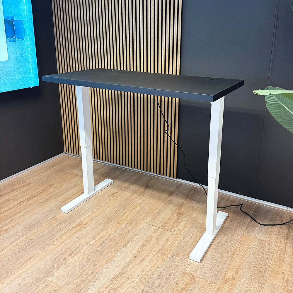 Actiforce Solid 1380 Zit-sta bureau zwart