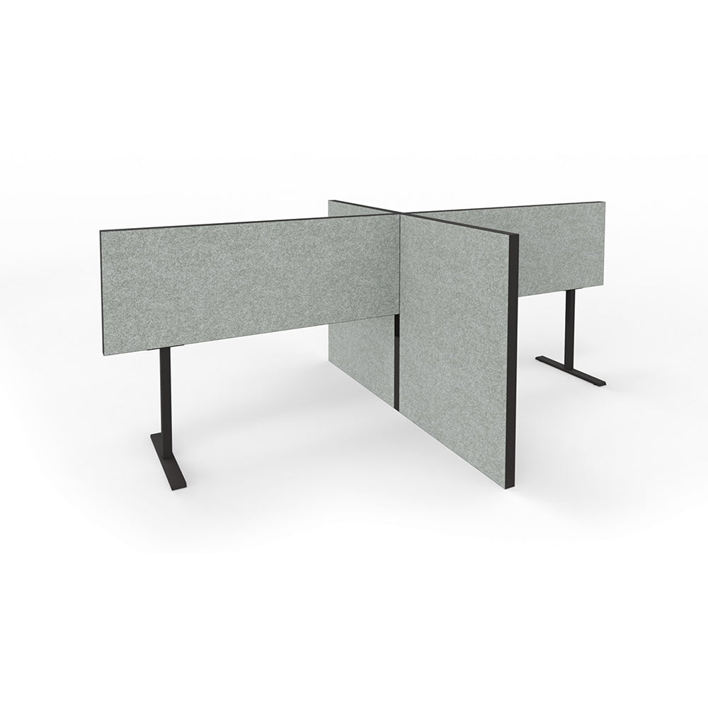 De akoestische X-opstelling voorzien van aluminium kader en groen grijze stoffering