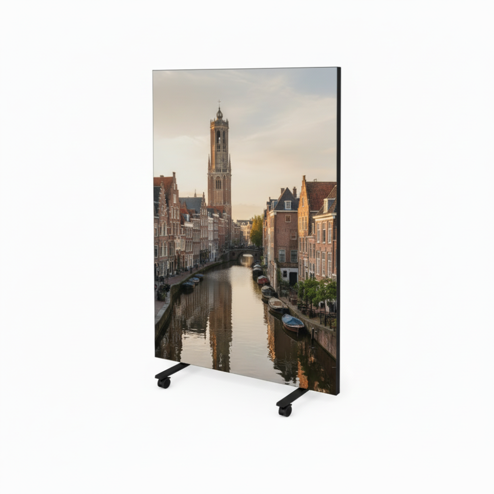 Akoestische roomdivider Siem verrijdbaar met een mooie strakke print van Utrecht