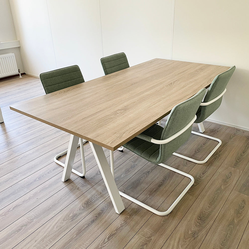 Arpa tafel (rechthoek) in de kleur wit.