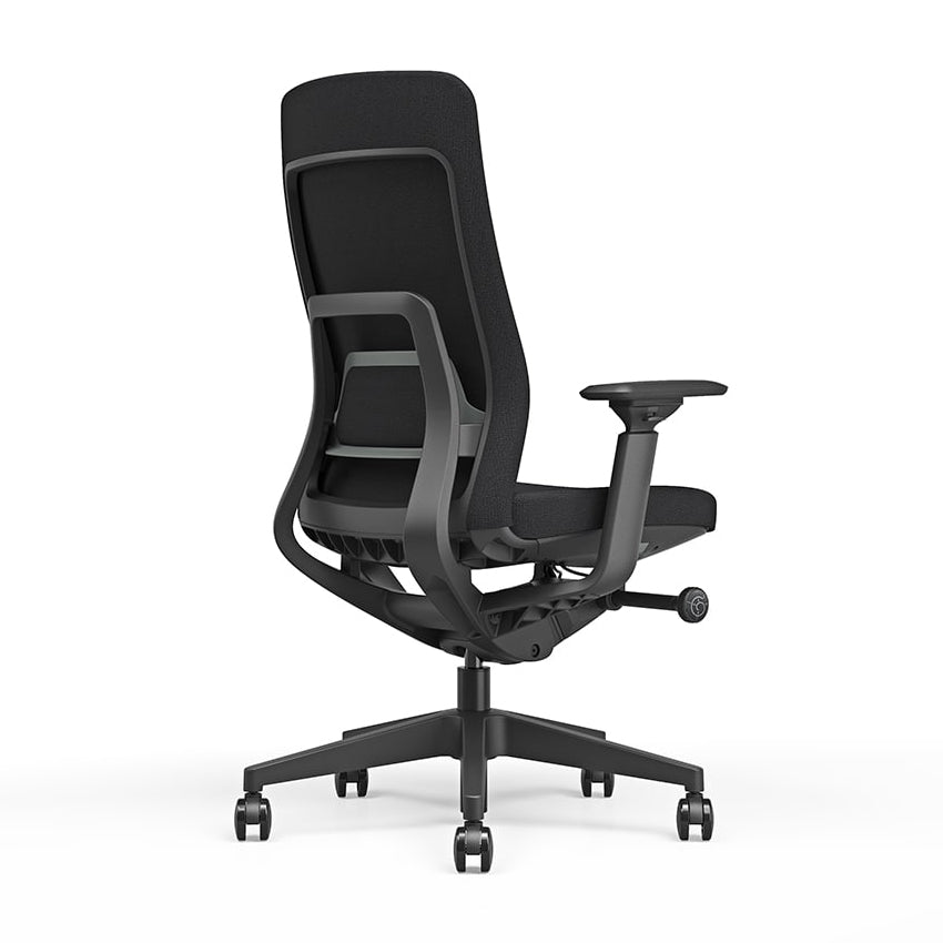 Achteraanzicht van de Bureaustoel Titan in het zwart op zwart voetkruis