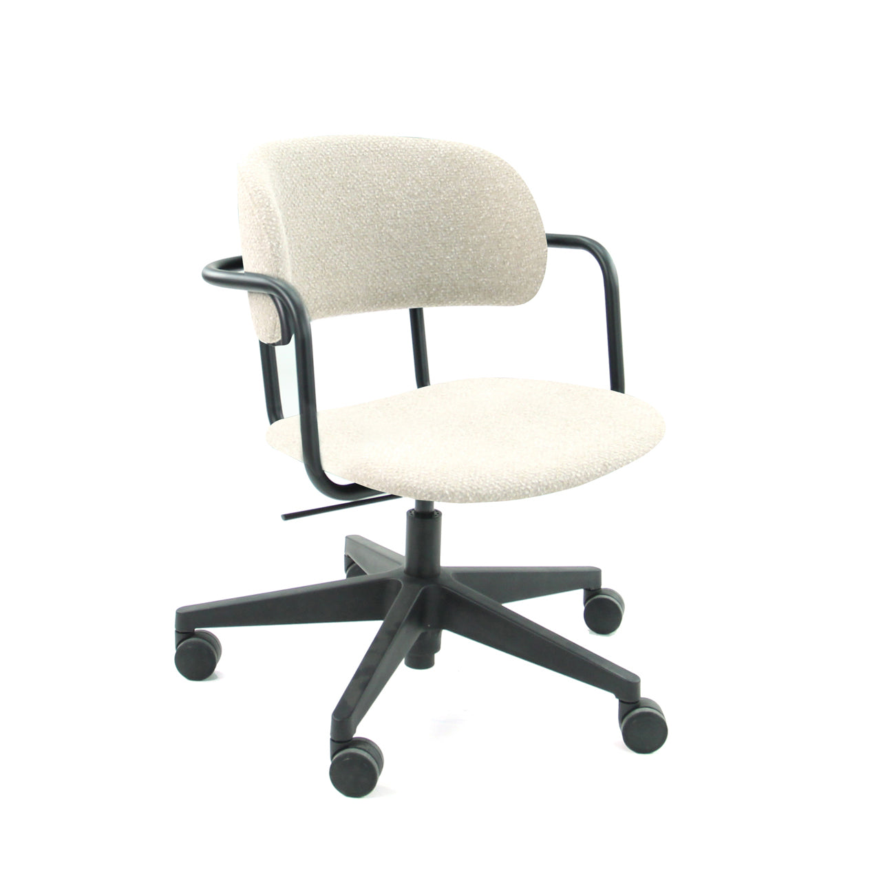 Designstoel one in de kleur zwart.