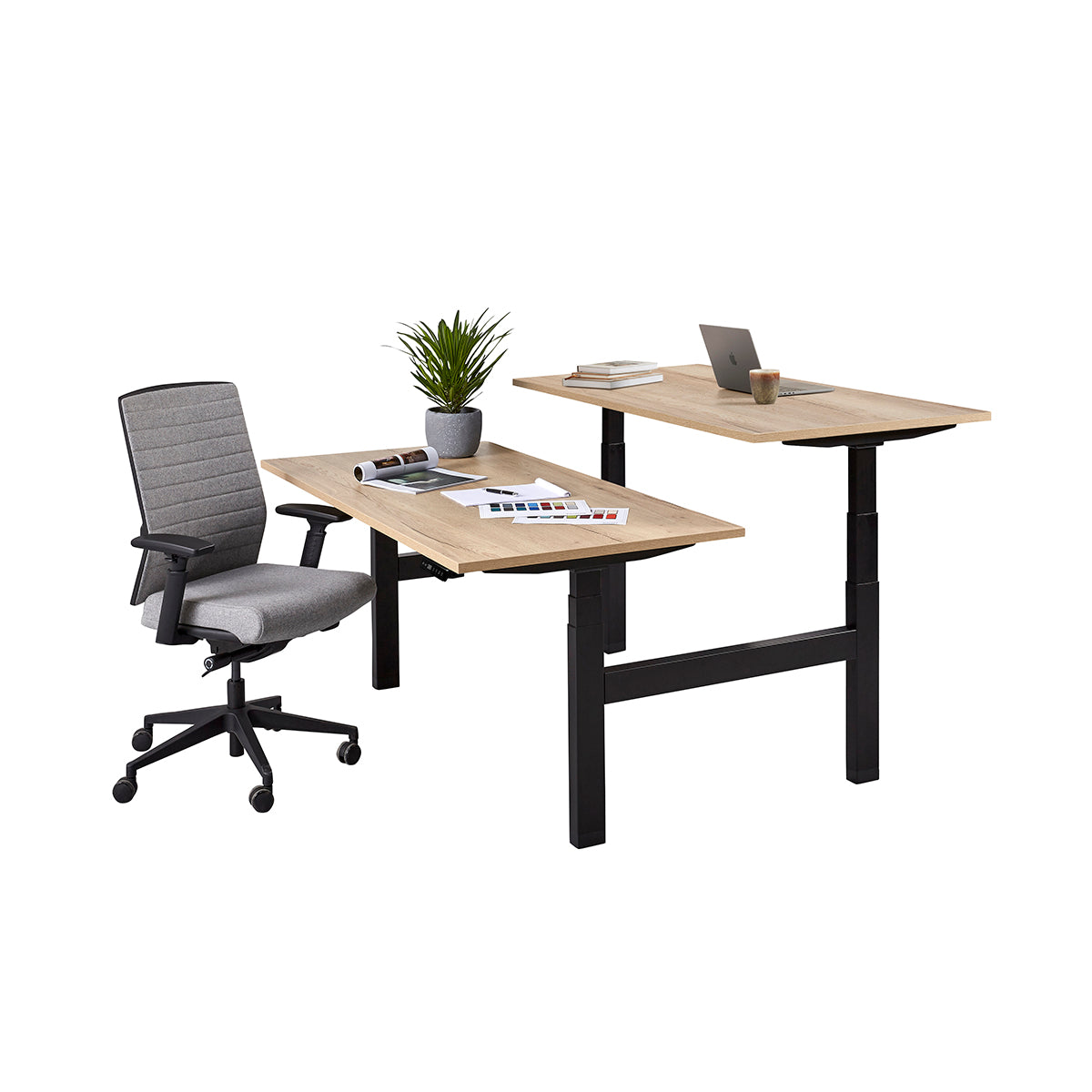 Ergowork duo zit-sta bureau in de kleur zwart met nature blad en bureaustoel sepp